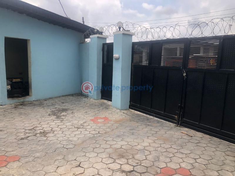 3 bedroom House For Rent Fadina Coker Ojokoro Abule Egba Lagos - 4