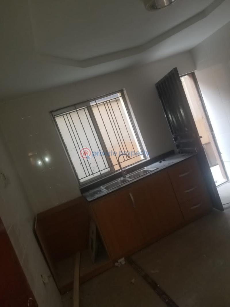 3 bedroom Block Of Flats For Rent Close Opebi Ikeja Lagos - 4