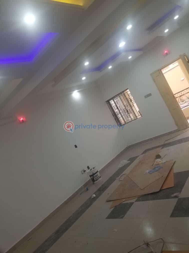 3 bedroom Block Of Flats For Rent Close Opebi Ikeja Lagos - 3