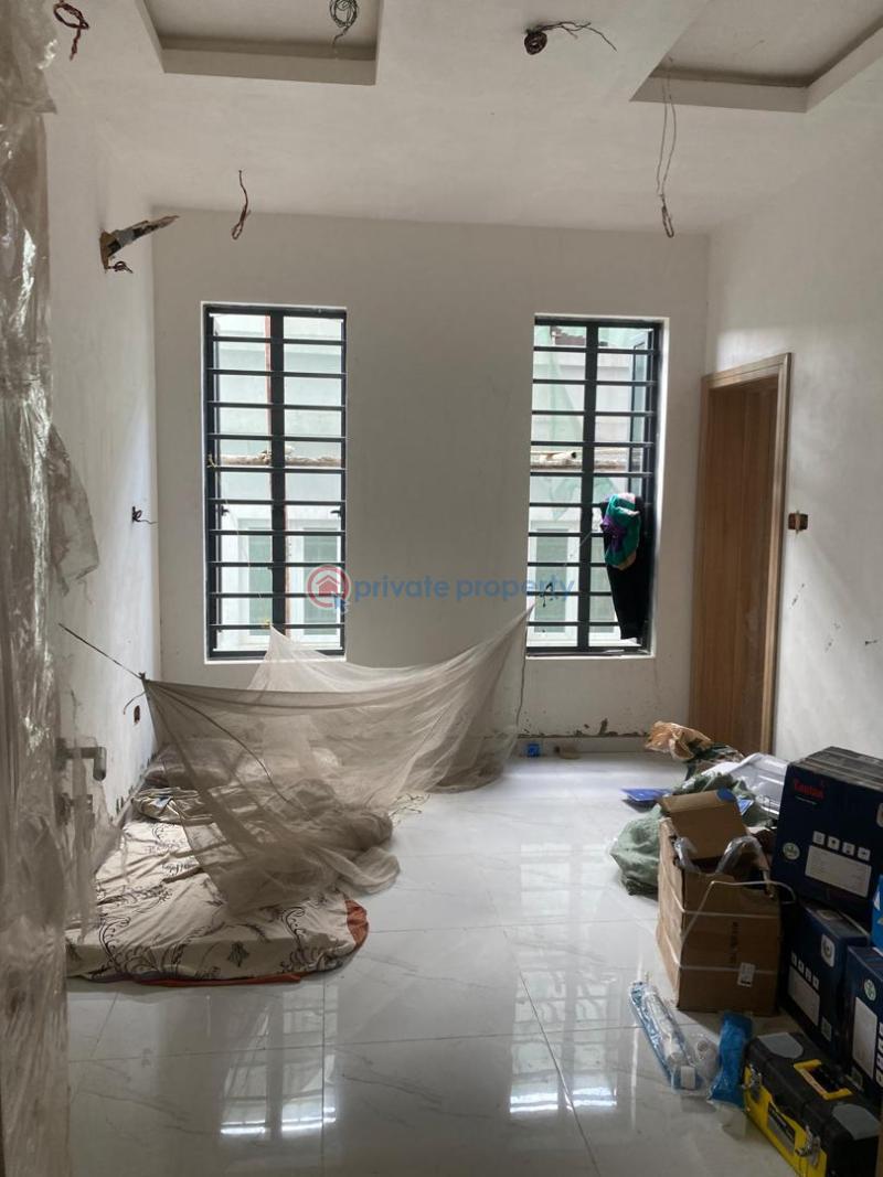 3 bedroom Flat & Apartment For Rent Alagomeji Yaba Lagos - 19
