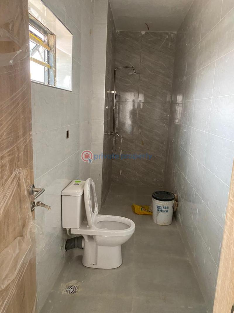 3 bedroom Flat & Apartment For Rent Alagomeji Yaba Lagos - 15