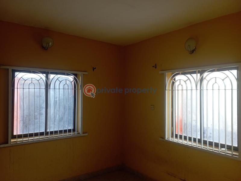 3 bedroom Flat & Apartment For Rent New Oko Oba Philip Estate Very Close To White House Hotel Abule Egba Lagos - 6