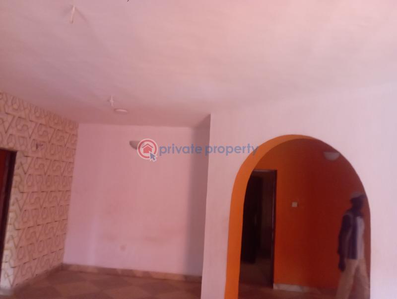 3 bedroom Flat & Apartment For Rent New Oko Oba Philip Estate Very Close To White House Hotel Abule Egba Lagos - 9