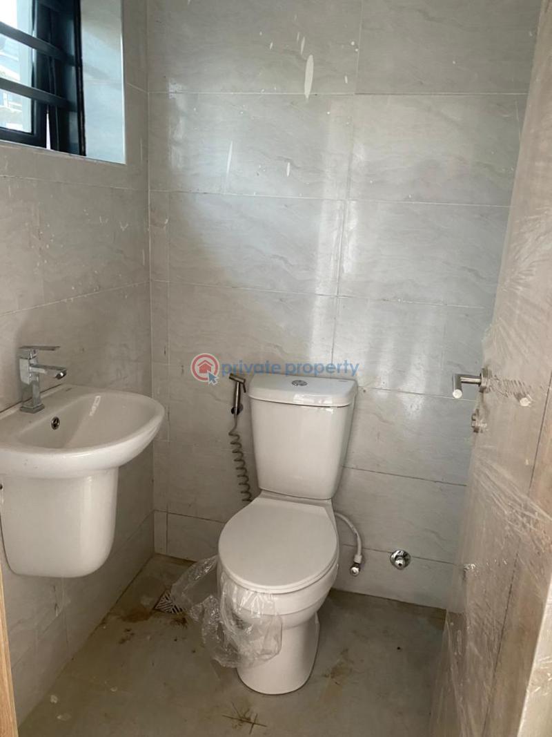 3 bedroom Flat & Apartment For Rent Alagomeji Yaba Lagos - 12