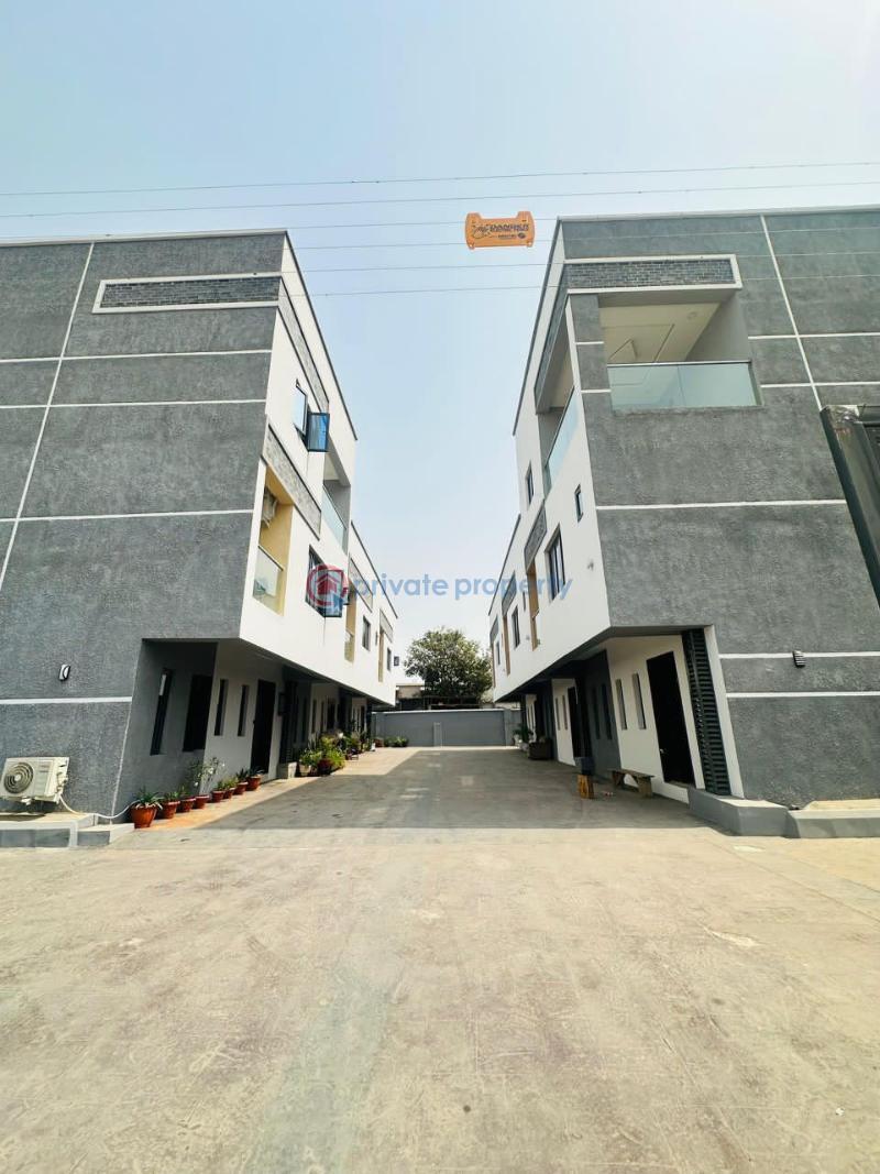 3 bedroom Terraced Duplex For Rent Ilupeju, Lagos Ilupeju Lagos - 0