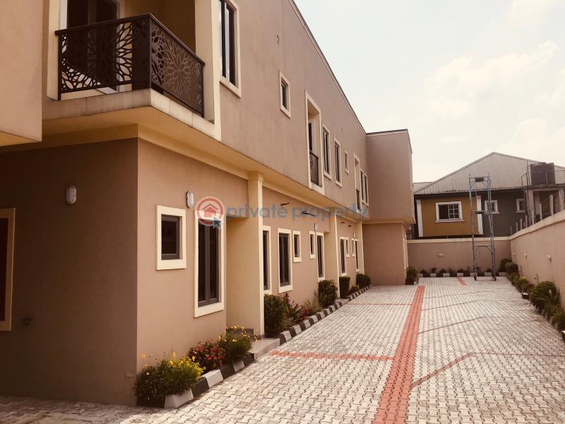 For sale 4 bedroom House Off Peter Odili Road Port Harcourt Port
