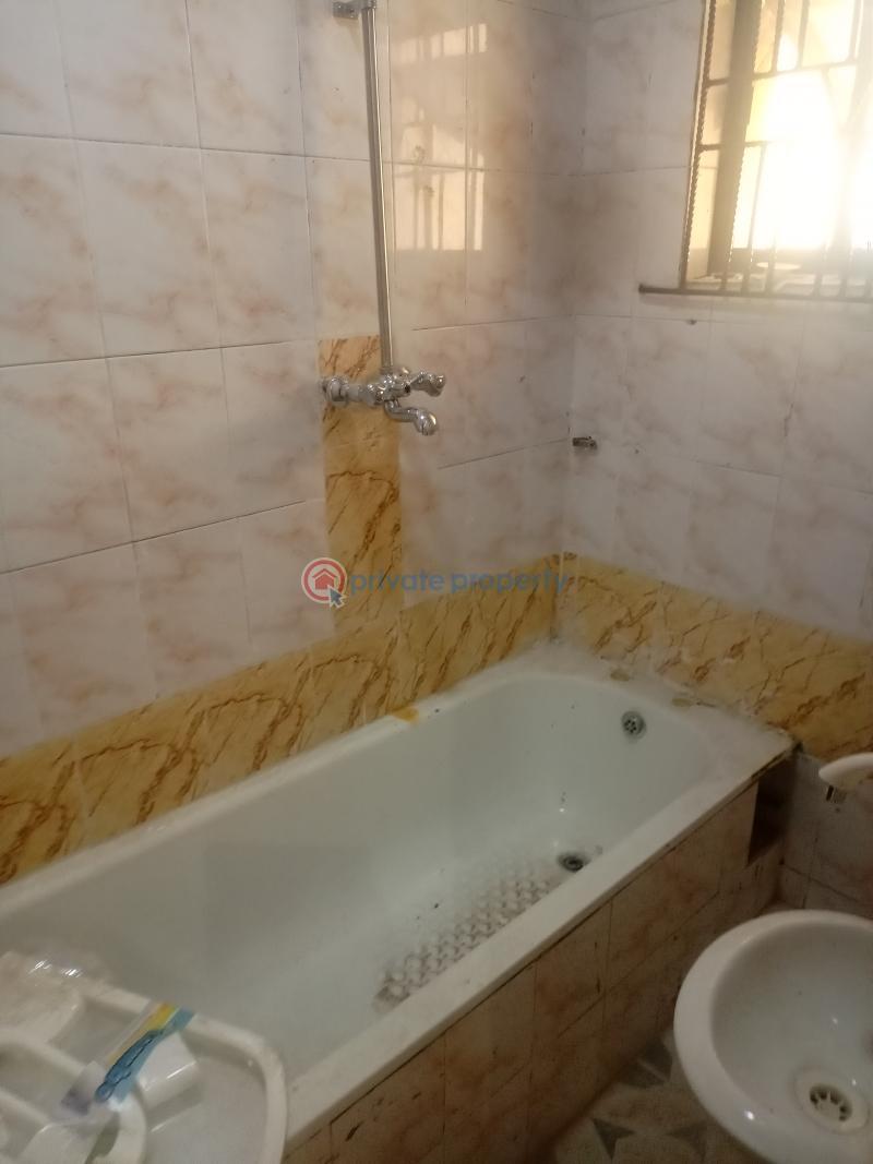 3 bedroom Flat & Apartment For Rent Shagari Estate Ipaja Road Lagos Ipaja Lagos - 5