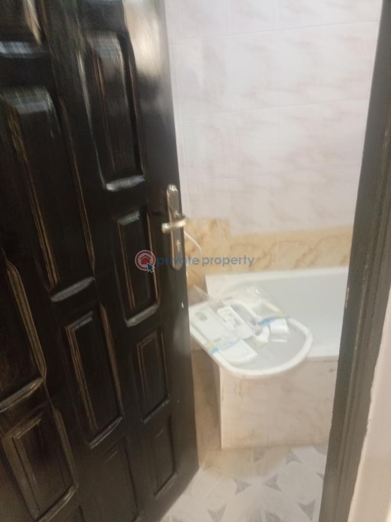 3 bedroom Flat & Apartment For Rent Shagari Estate Ipaja Road Lagos Ipaja Lagos - 7