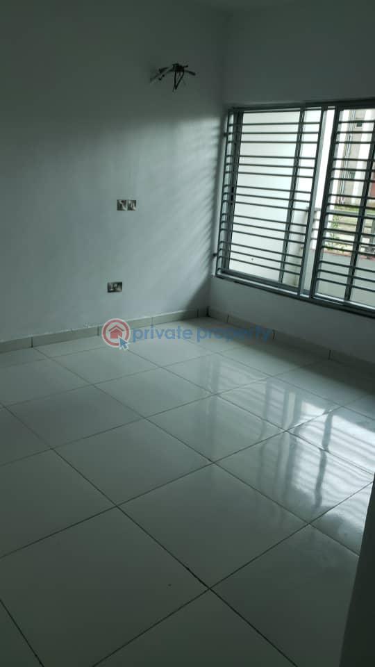 For rent 3 bedroom House City View Estate, Off Lagos Ibadan Expressway