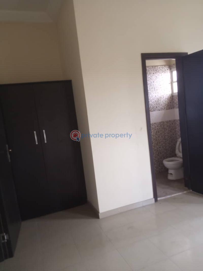 3 bedroom House For Rent Haruna Ikeja Lagos - 3