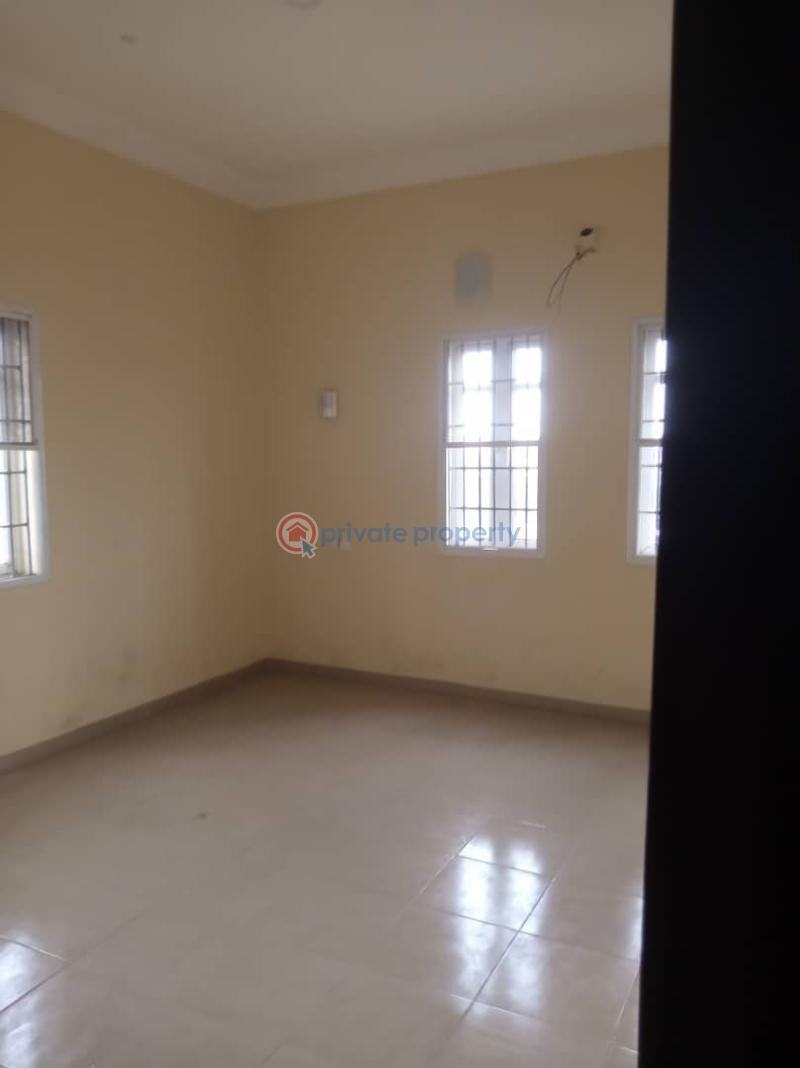 3 bedroom House For Rent Haruna Ikeja Lagos - 4