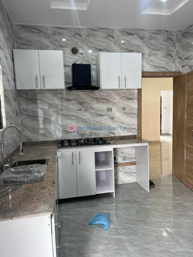 3 bedroom Detached Bungalow For Sale Alafara Jericho, Extension Ibadan Oyo - 1