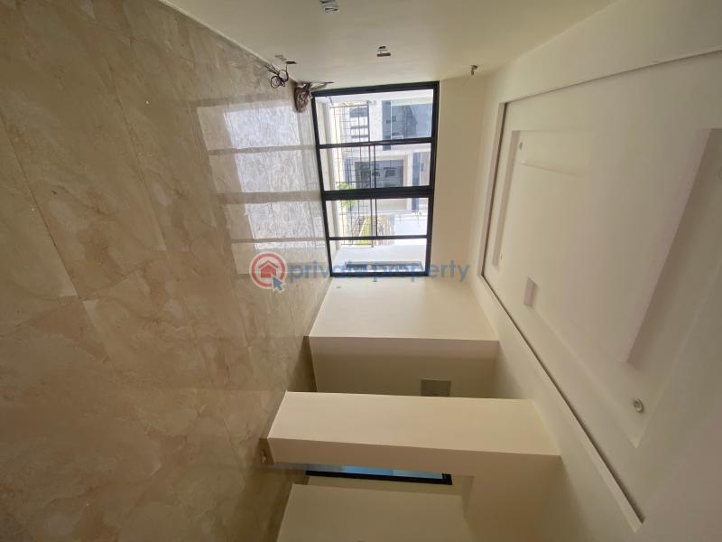 4 bedroom Detached Duplex For Sale Along Lekki Expressway Lagos - 5