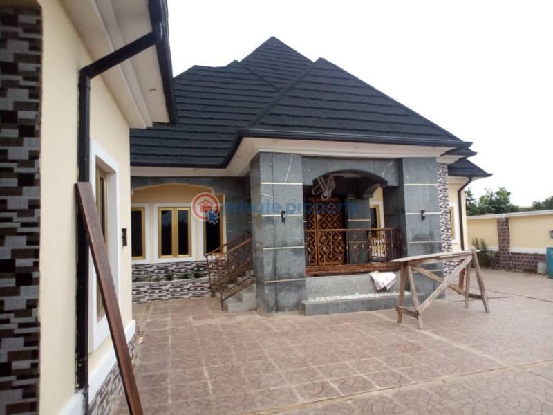 For sale 4 bedroom House Located In Owerri Owerri Imo (PID 4PADNM