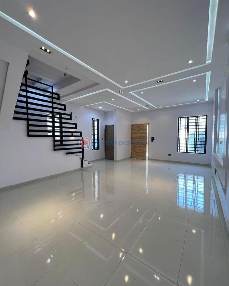 4 bedroom House For Sale Ologolo Lekki Lagos - 2