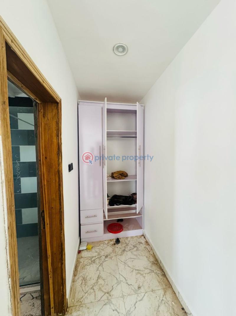 4 bedroom Detached Duplex For Sale Kolapo Ishola Gra, Akobo Ibadan Oyo - 1