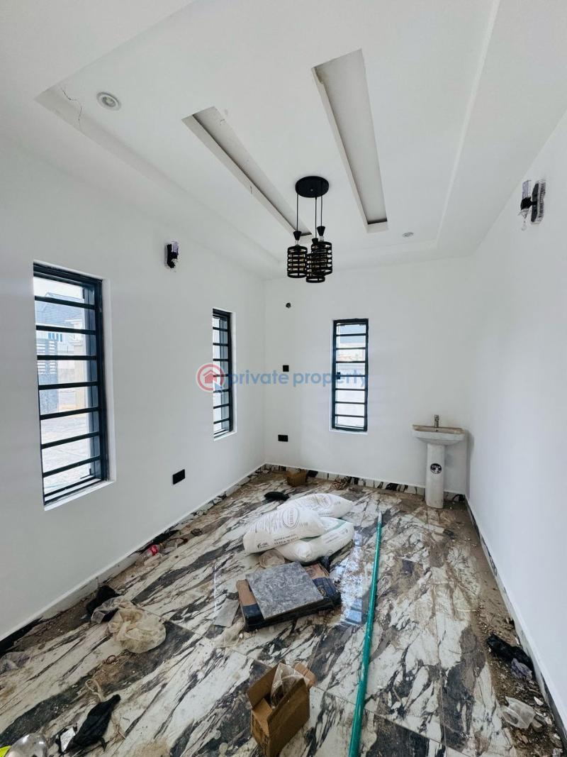 4 bedroom Detached Duplex For Sale Kolapo Ishola Gra, Akobo Ibadan Oyo - 0