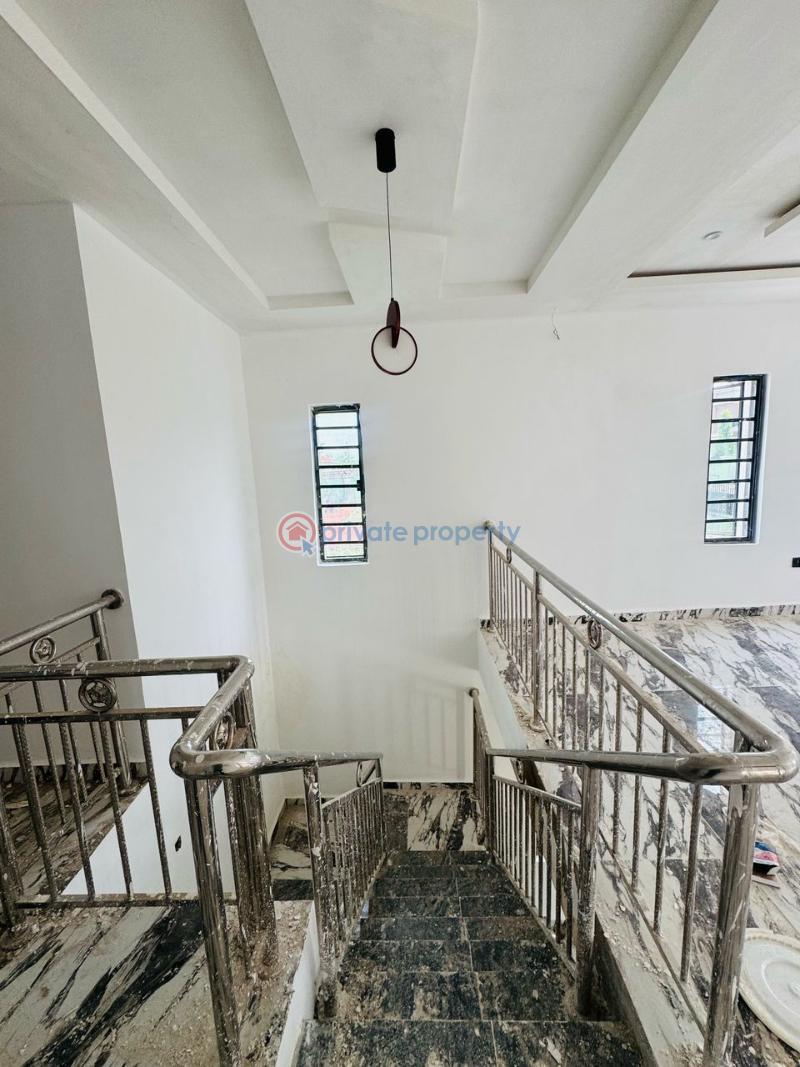 4 bedroom Detached Duplex For Sale Kolapo Ishola Gra, Akobo Ibadan Oyo - 13