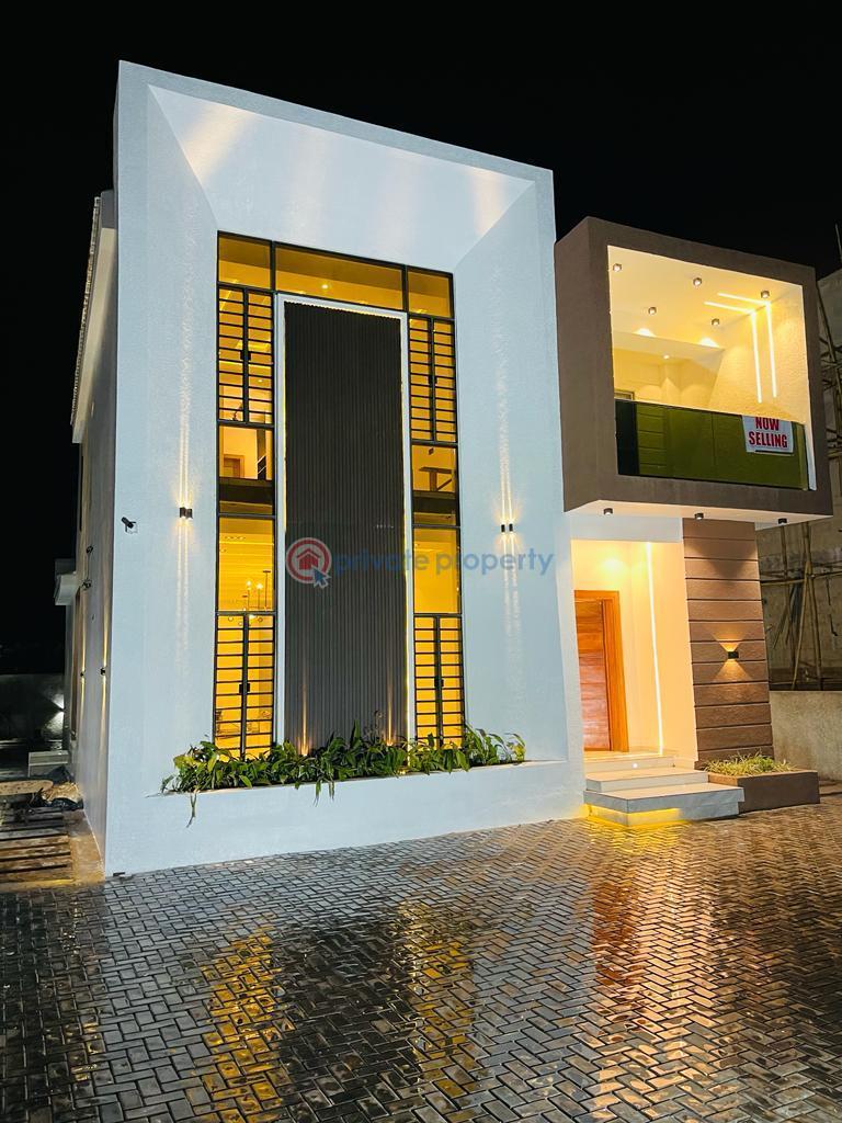 4 bedroom House For Sale Spotters Lifestyle Estate, Centenary City. Enugu Suburb Enugu Area  - 1