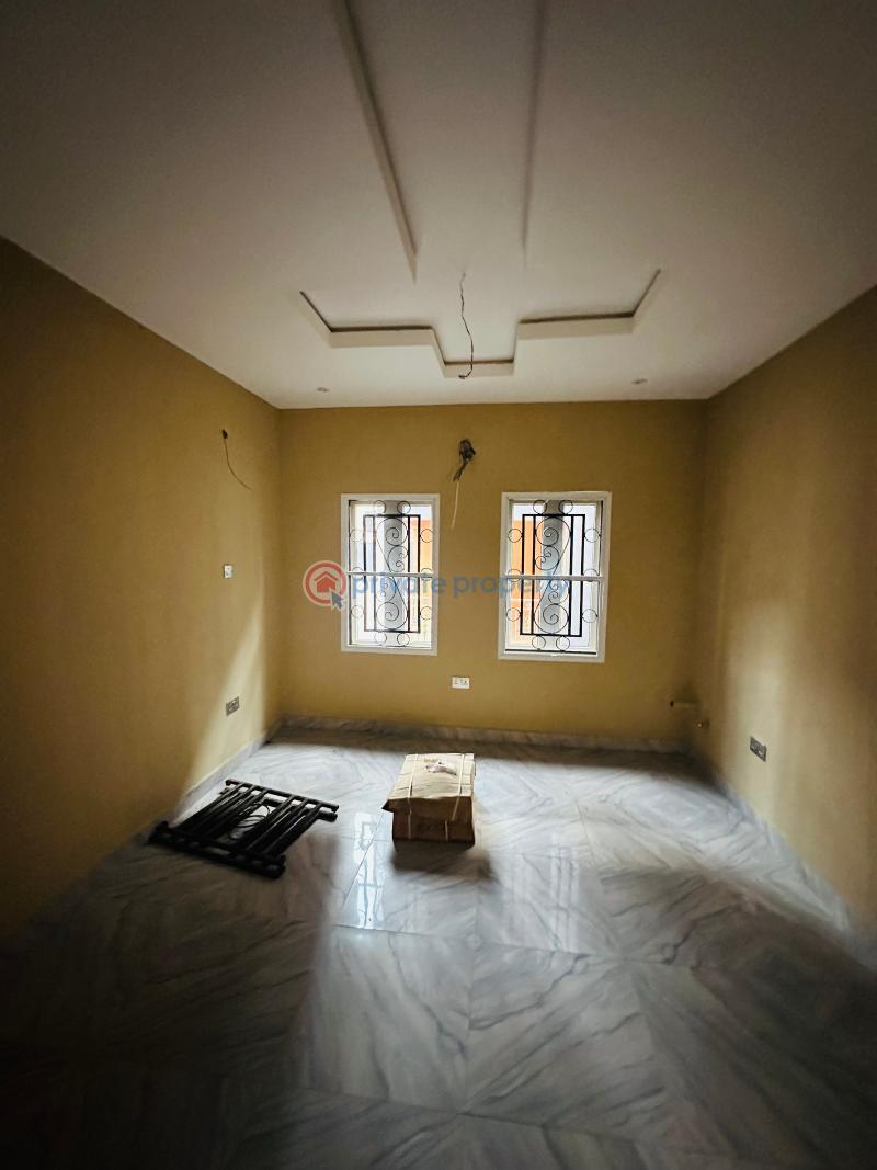 4 bedroom Terraced Duplex For Rent Kolapo Ishola Gra Akobo Ibadan Oyo - 3
