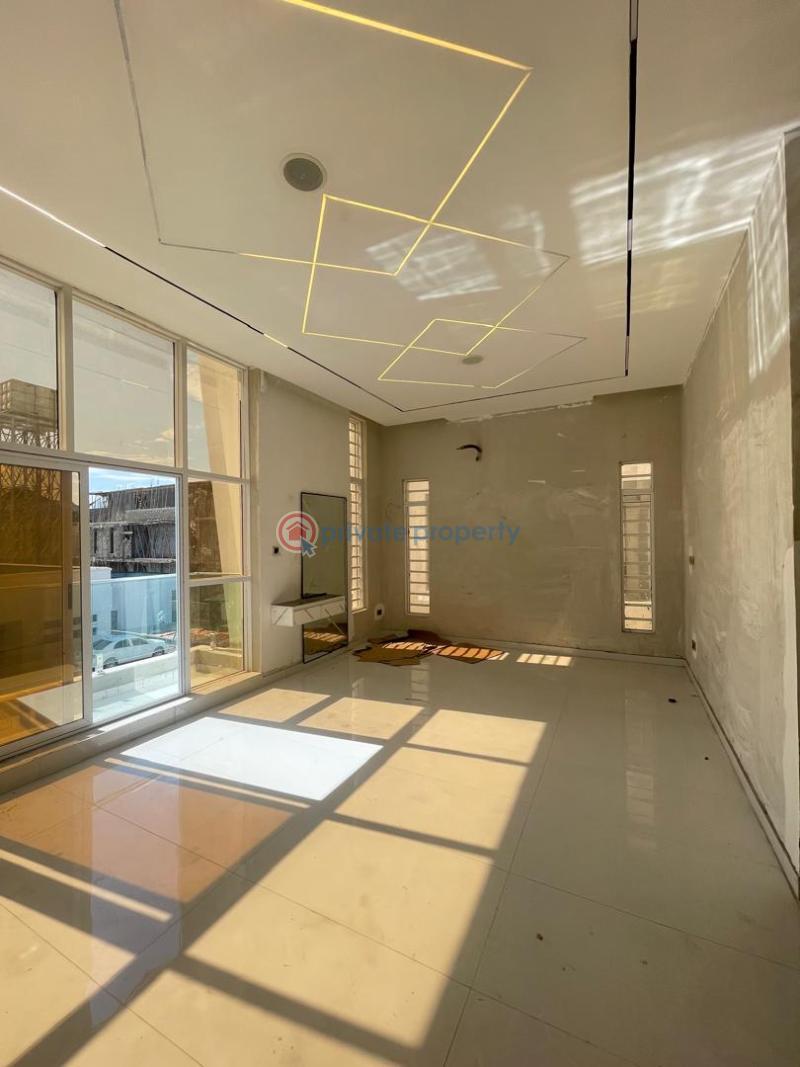 4 bedroom Semi detached Duplex For Sale Chevron Lekki Lekki Phase 2 Lagos - 8