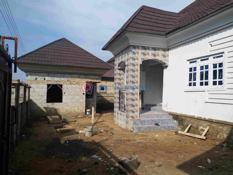 4 bedroom Detached Bungalow For Sale Jenew Estate Kafe Abuja Phase 3  - 9