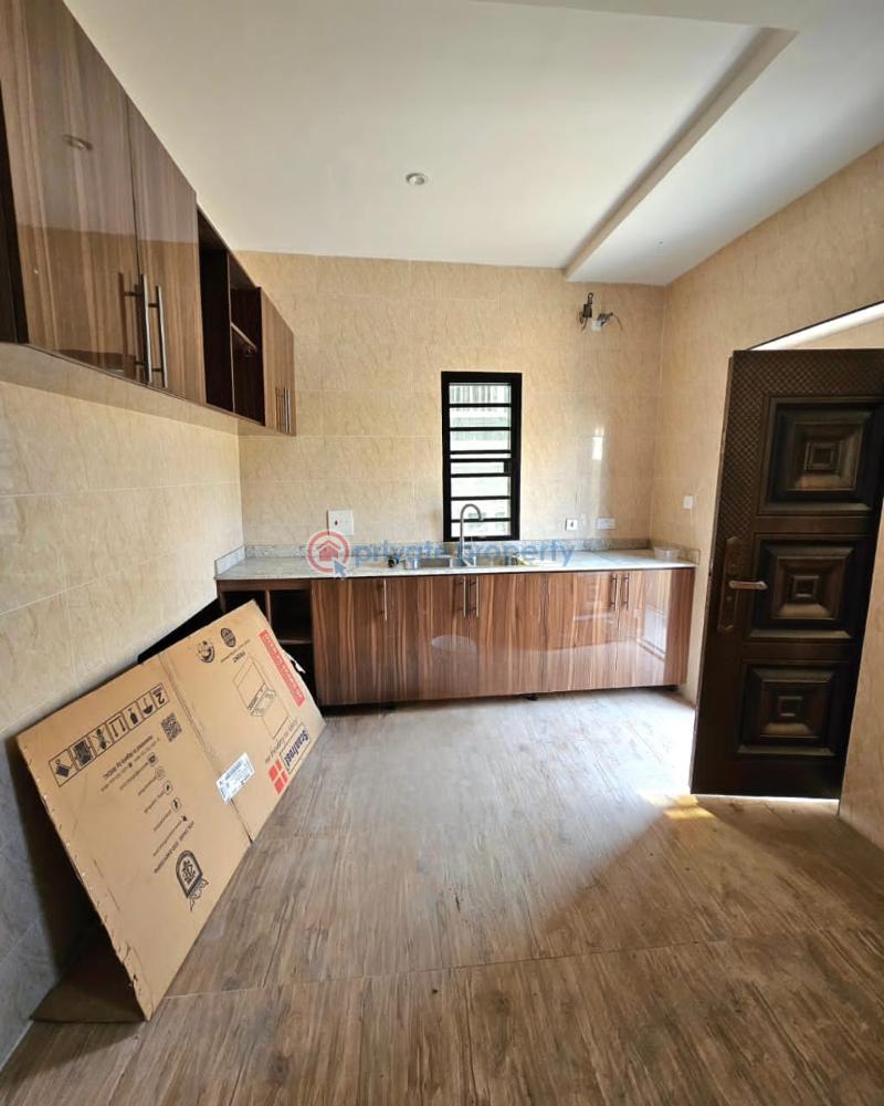 4 bedroom Semi detached Duplex For Rent Mende Maryland Lagos - 5
