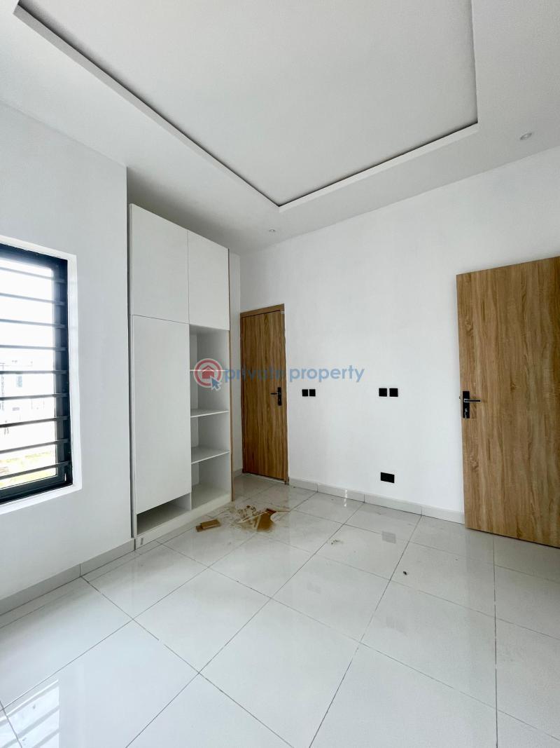 4 bedroom Semi detached Duplex For Sale Ajah Lagos - 11