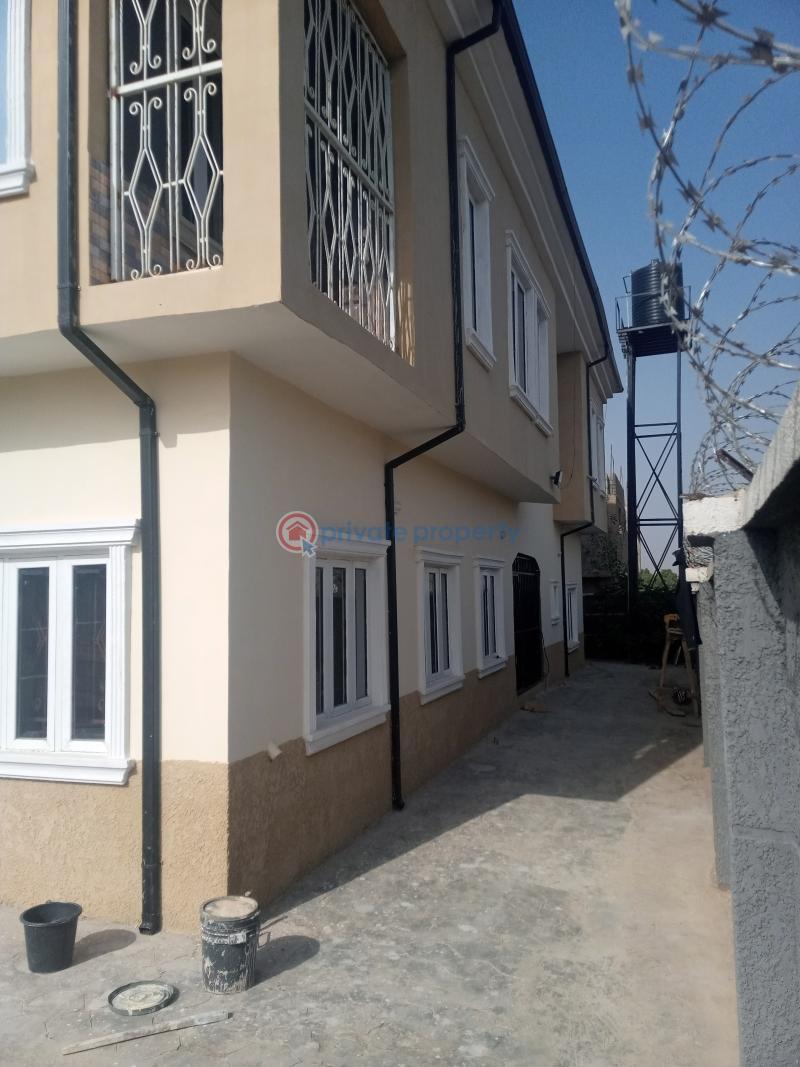 For rent 4 bedroom House Larix Homes Estate, Apo Wumba. Wumba Abuja