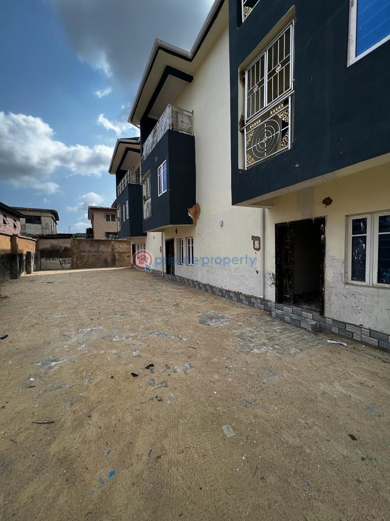 4 bedroom Terraced Duplex For Sale Off Bode Thomas Junction Surulere Surulere Lagos - 0