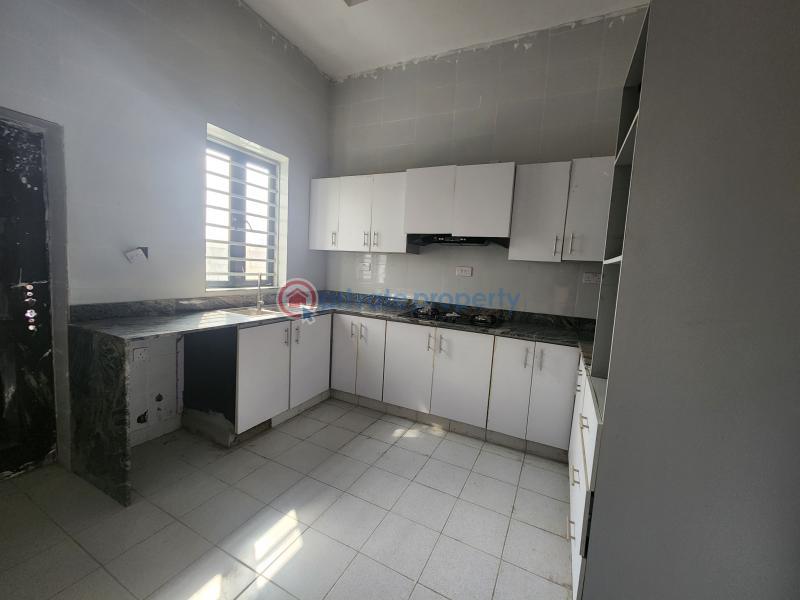 4 bedroom House For Sale Orchid Road Lekki Lagos - 6