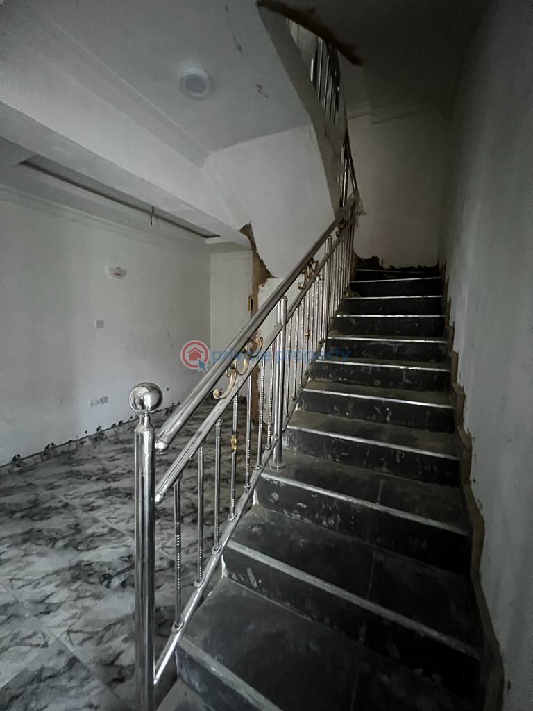 4 bedroom Terraced Duplex For Sale Off Bode Thomas Junction Surulere Surulere Lagos - 4