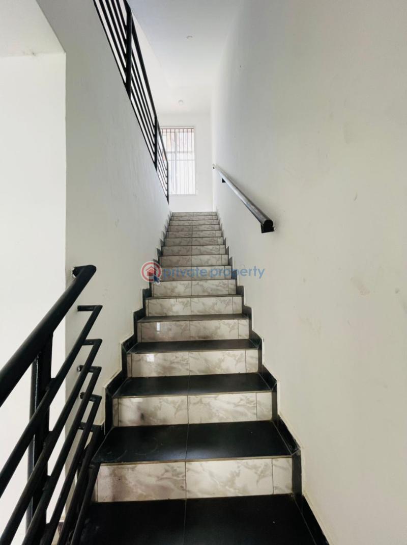 4 bedroom House For Rent Lekki Lagos - 3