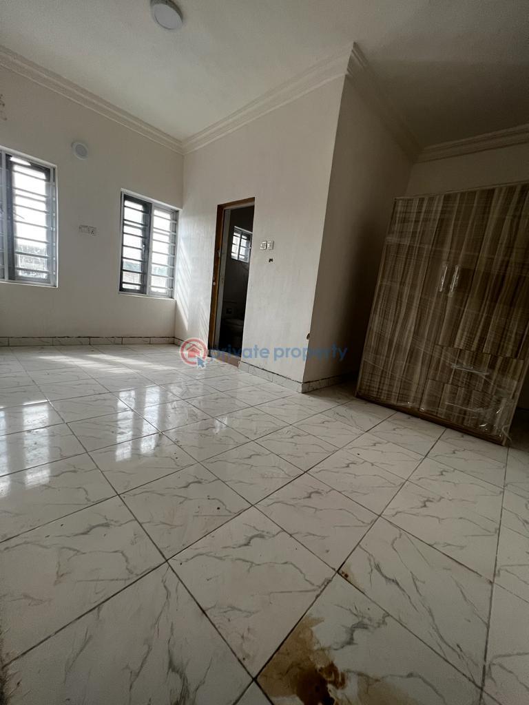 4 bedroom Terraced Duplex For Sale Off Bode Thomas Junction Surulere Surulere Lagos - 7