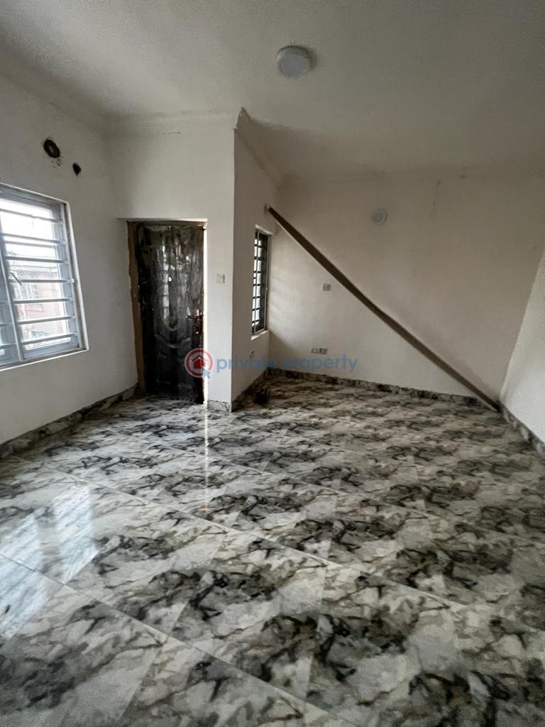 4 bedroom Terraced Duplex For Sale Off Bode Thomas Junction Surulere Surulere Lagos - 6