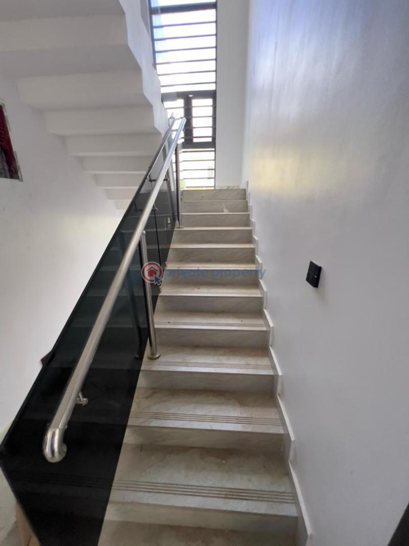 4 bedroom Detached Duplex For Sale Tiger Estate Ojoo Barrack Area Ojoo Ibadan Oyo - 3