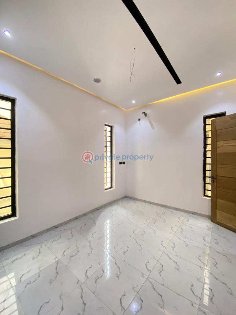 4 bedroom Detached Duplex For Sale Chevron Drive Lekki Lagos - 15