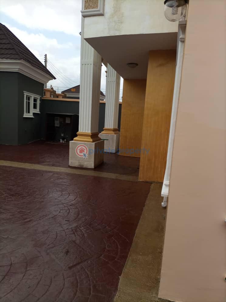 4 bedroom House For Rent No 10, Oluyole Estate Ibadan Ibadan Oyo - 2