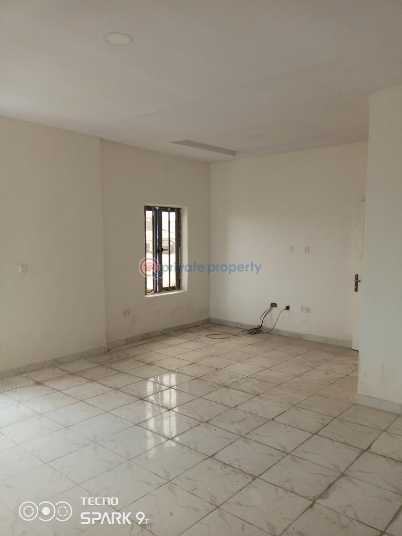 For rent 4 bedroom House River Valley Estate Berger Ikeja Lagos (PID