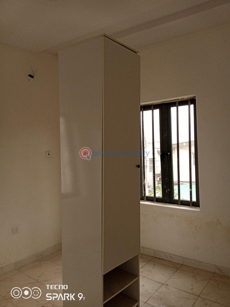 For rent 4 bedroom House River Valley Estate Berger Ikeja Lagos (PID