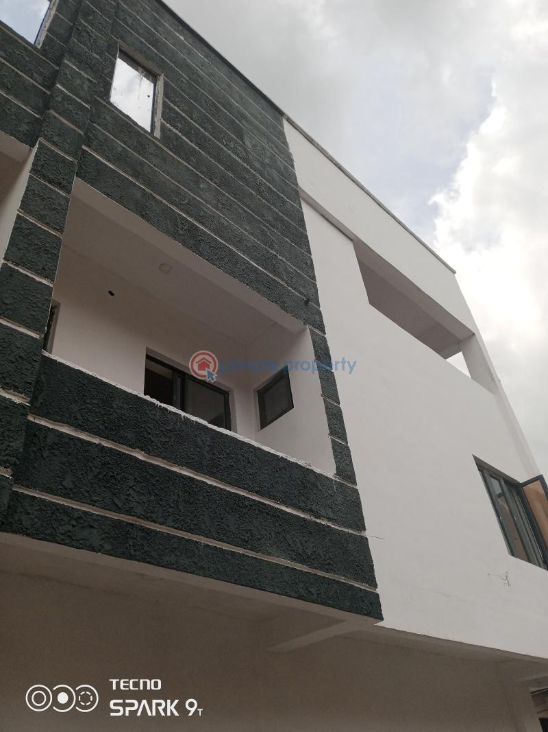 For rent 4 bedroom House River Valley Estate Berger Ikeja Lagos (PID