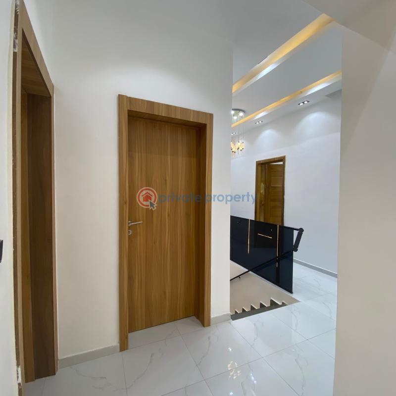 4 bedroom House For Sale Sangotedo Ajah Lagos - 21