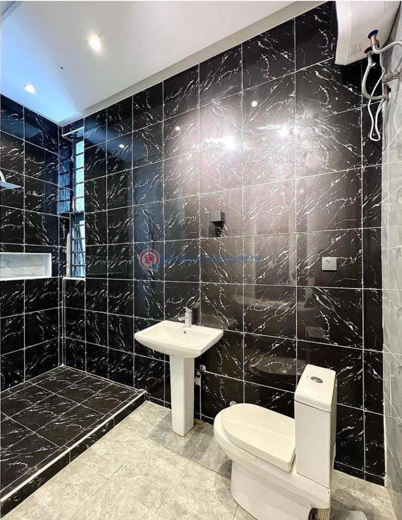 House For Sale Ologolo Lekki Lagos - 8