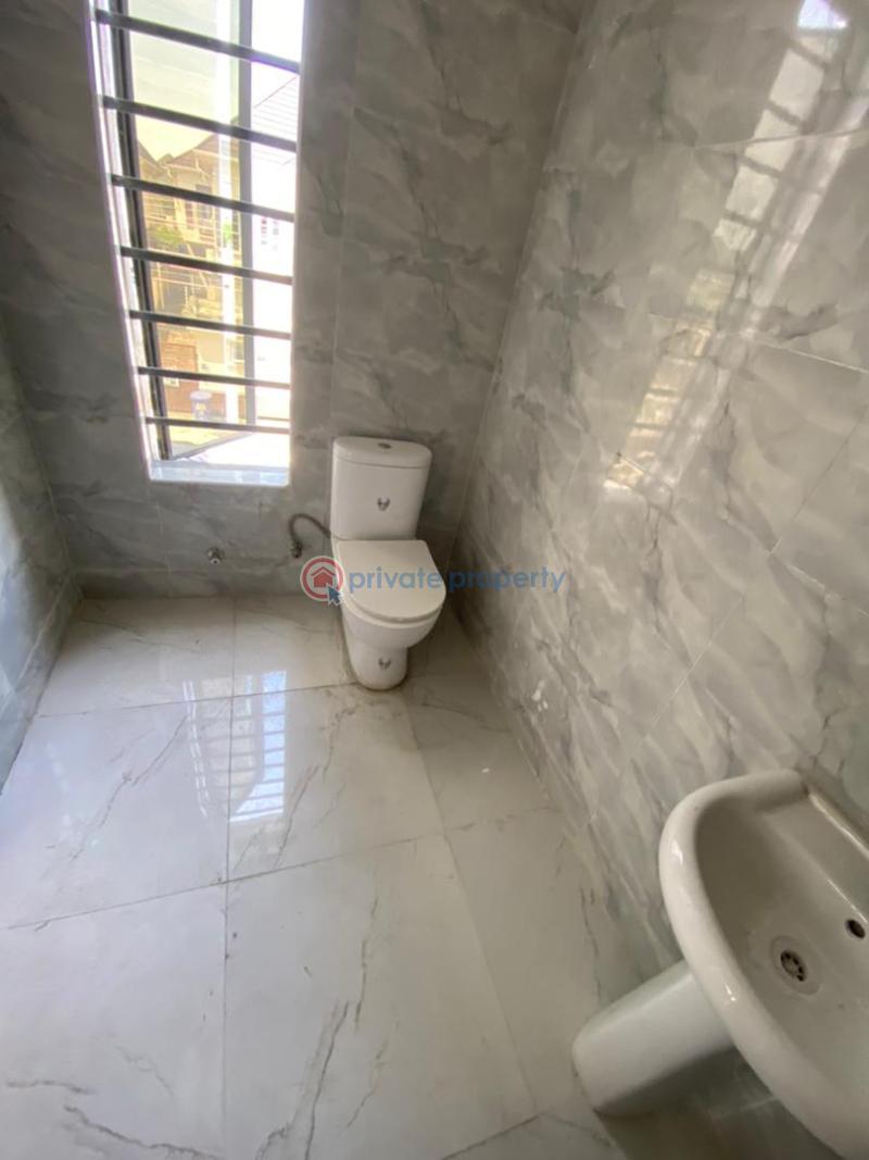 4 bedroom House For Sale Chevron Drive Lekki Lagos - 9