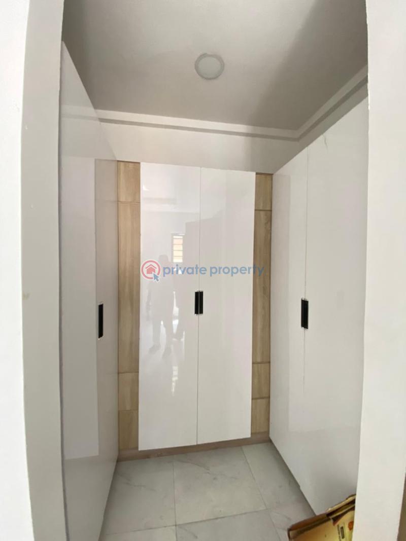 4 bedroom House For Sale Chevron Drive Lekki Lagos - 14