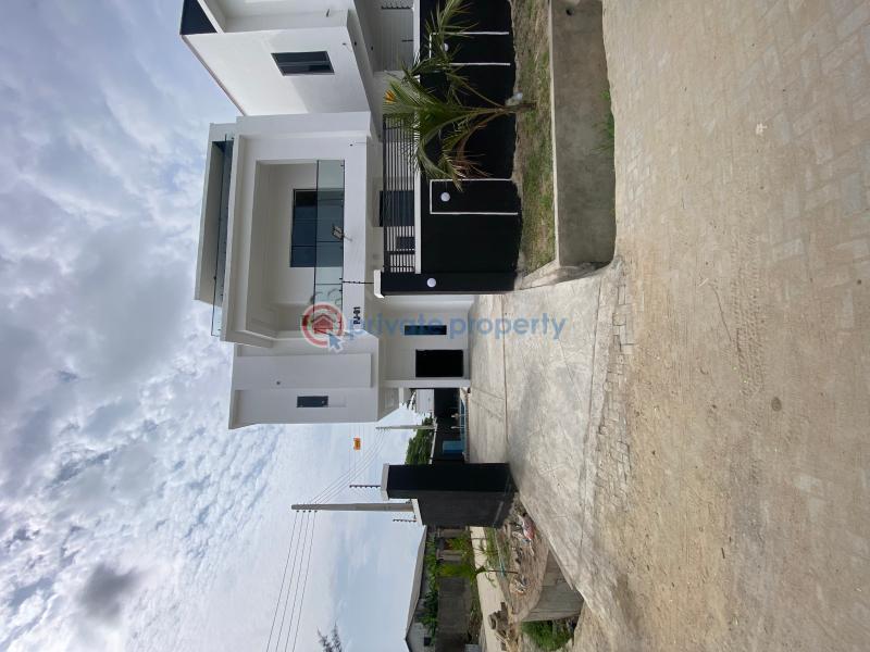 5 bedroom Detached Duplex For Sale Lekki Phase2 Lekki Scheme 2 Ajah Lagos - 2