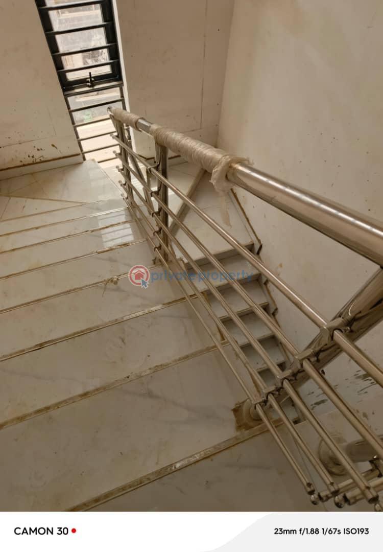 5 bedroom Detached Duplex For Sale Magodo GRA Phase 1 Ojodu Lagos - 12