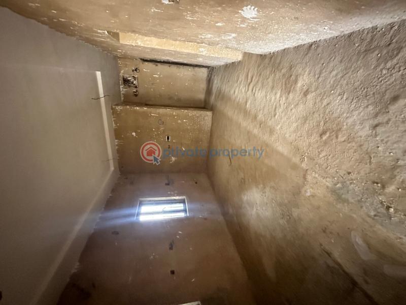 5 bedroom Detached Duplex For Sale Guzape Abuja Phase 1  - 2