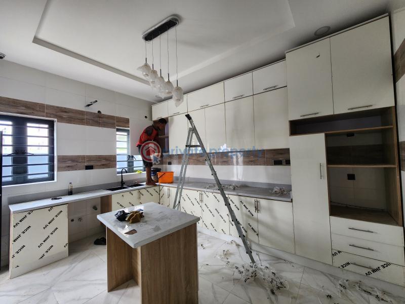 5 bedroom House For Sale Jakande Lekki Lagos - 8