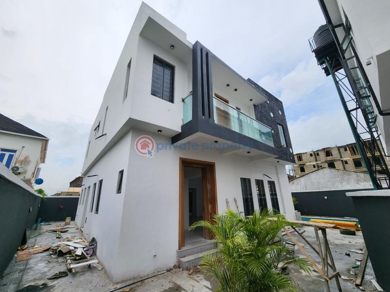5 bedroom House For Sale Jakande Lekki Lagos - 1